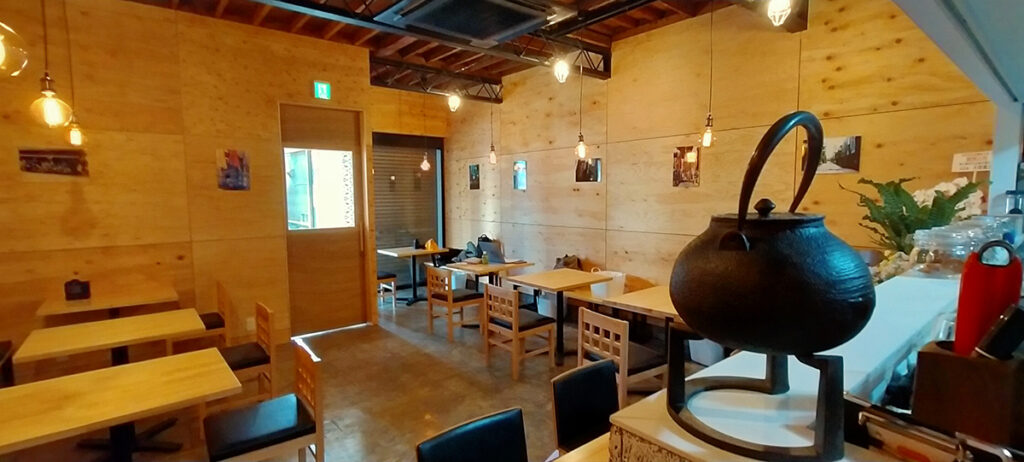 カフェ ChaTora（チャトラ）